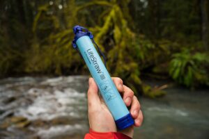 LifeStraw Personal Water Filter-the easy way to filter water